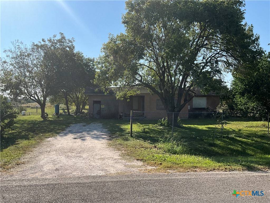 Seadrift, TX 77983,253 Cemetery RD