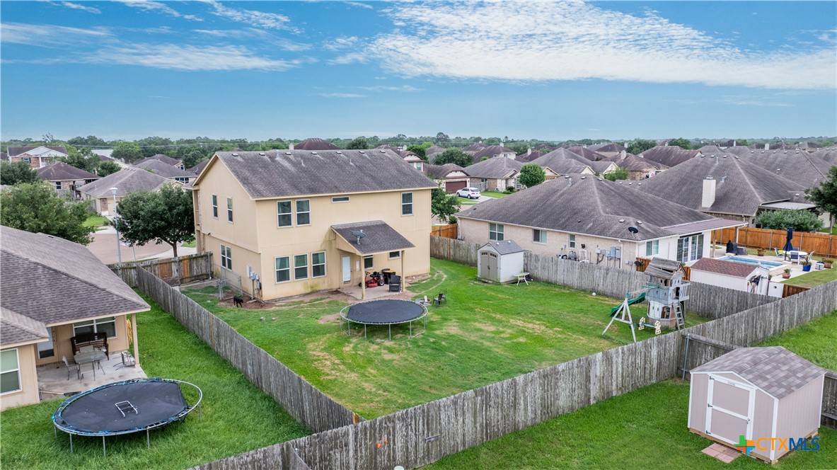 Victoria, TX 77904,120 Blue Rock CT
