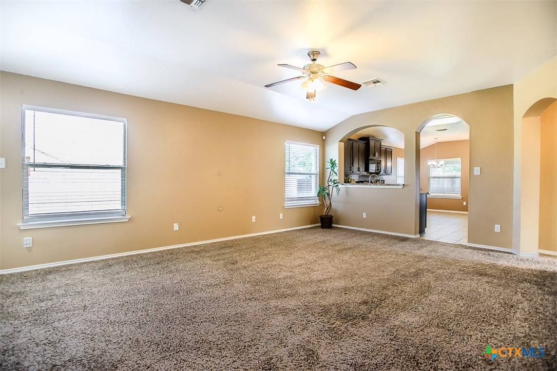 Killeen, TX 76549,5201 Mohawk DR