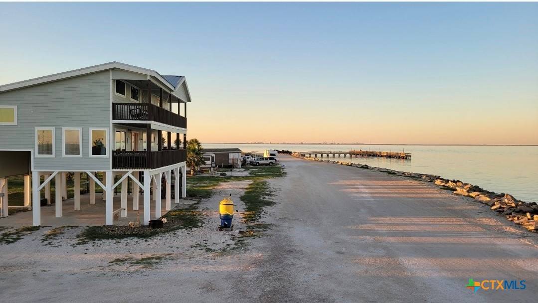 Port Lavaca, TX 77979,1265 N Ocean DR