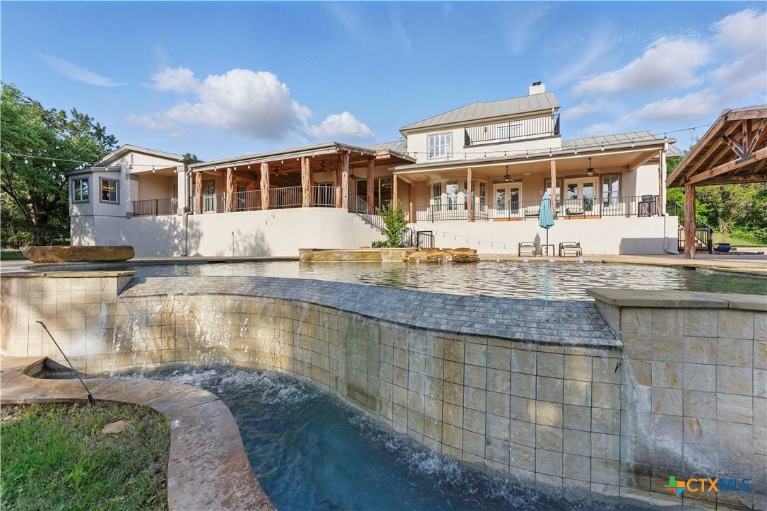 New Braunfels, TX 78132,1041 Homestead RDG
