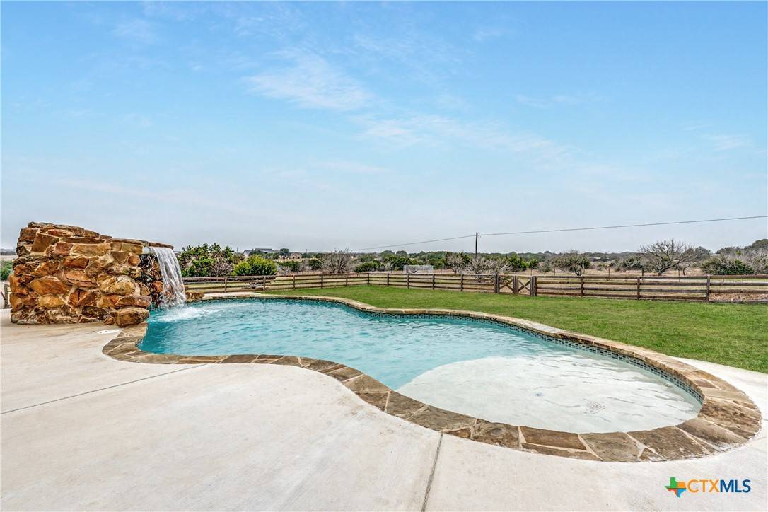 New Braunfels, TX 78132,154 Maverick