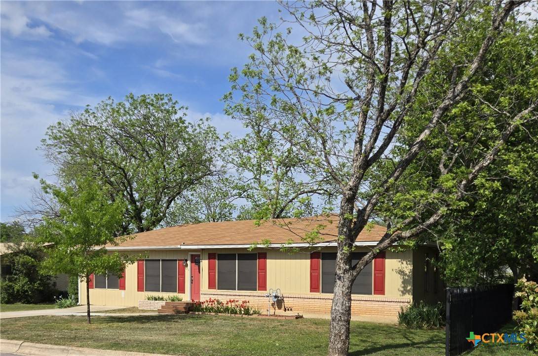 Lampasas, TX 76550,3 Park LN