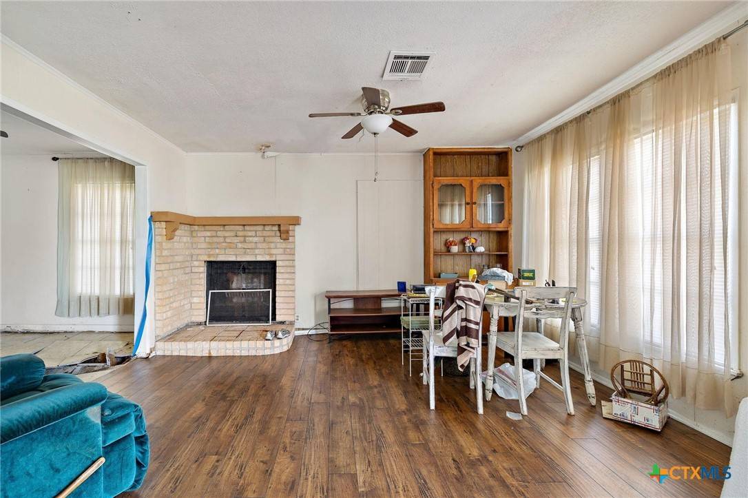 Rockdale, TX 76567,712 Vernon ST