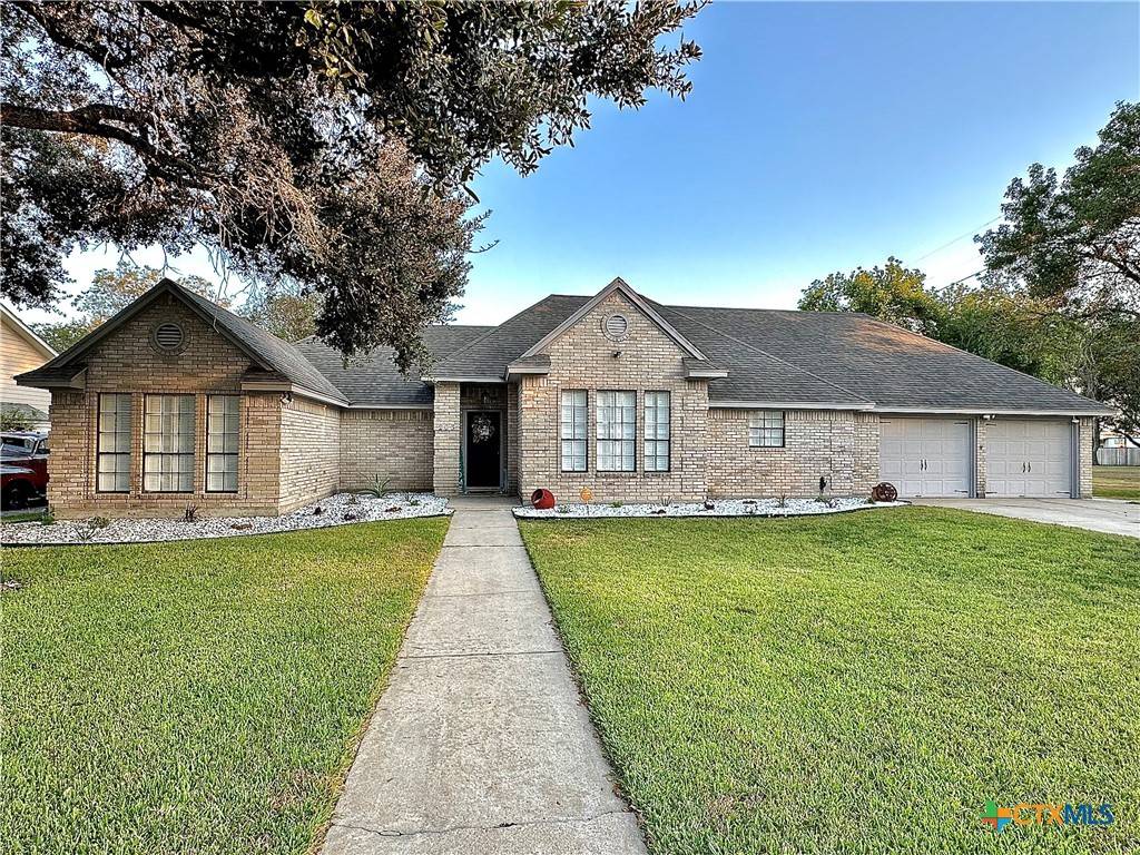 Victoria, TX 77904,203 Chimney Rock DR