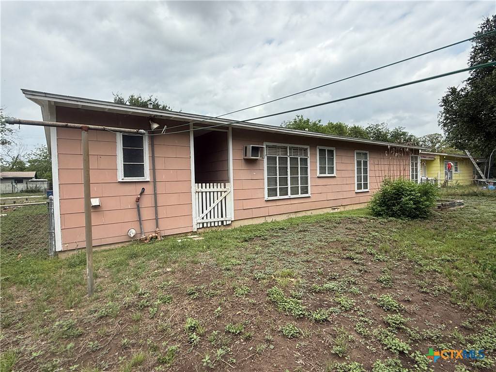 San Antonio, TX 78220,348 Tomrob DR