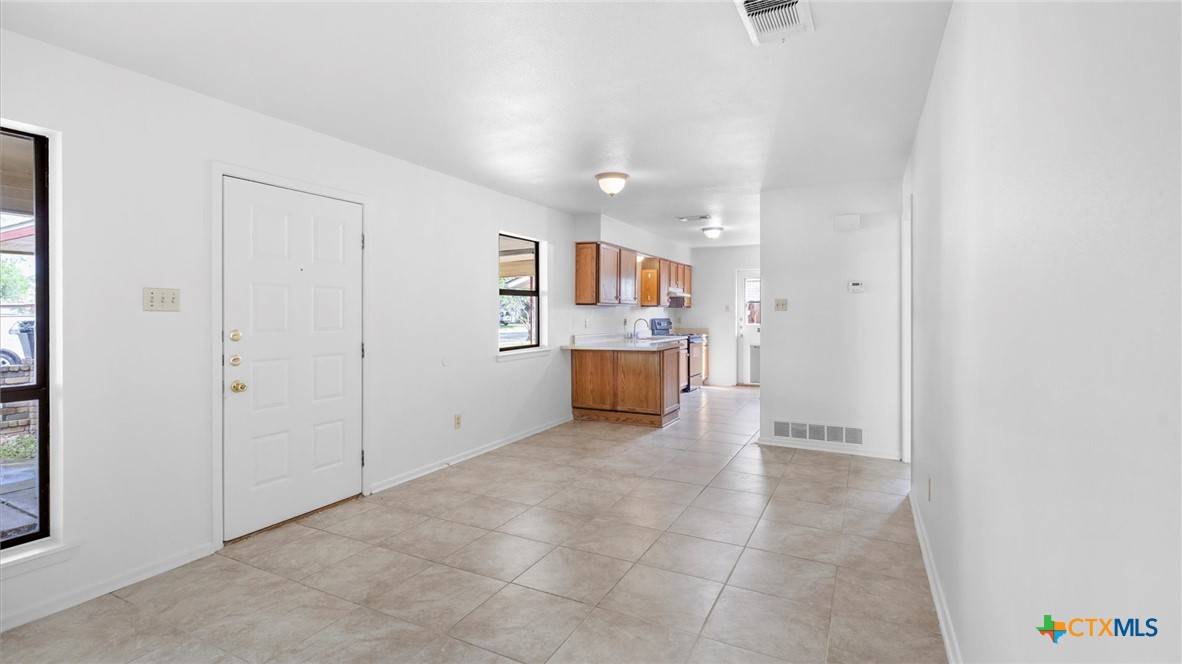 New Braunfels, TX 78130,917-919 Mcgar ST