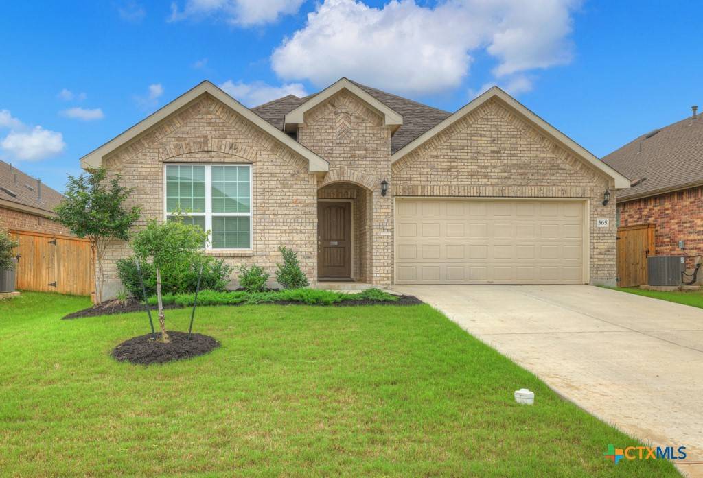 New Braunfels, TX 78132,565 Rosemellow ST
