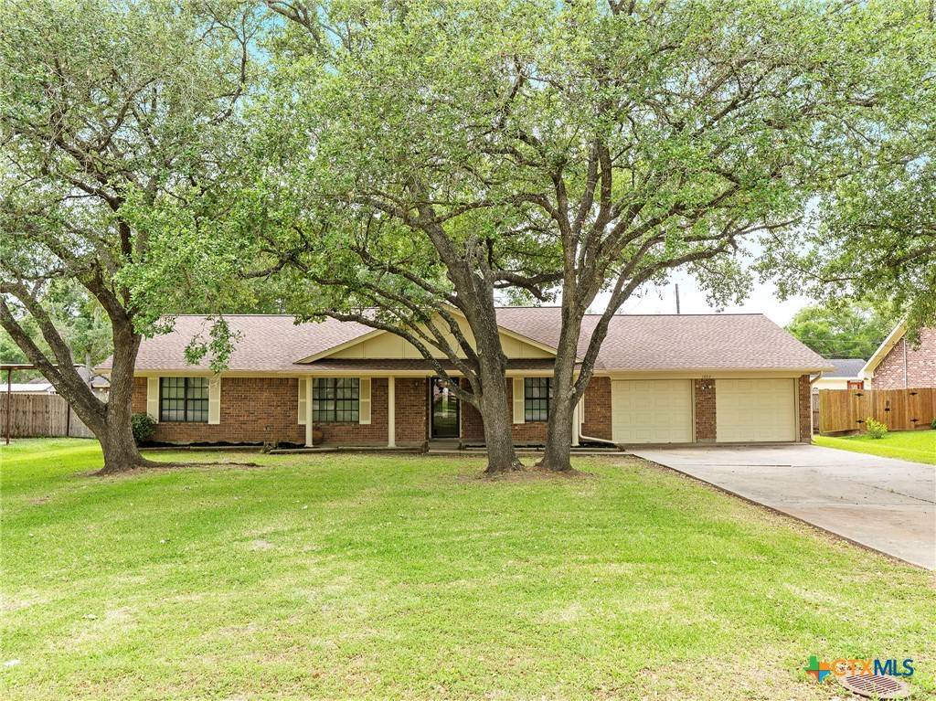 Ganado, TX 77962,1002 Fairlane DR