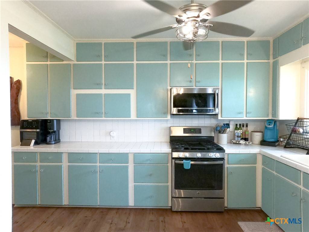 Victoria, TX 77905,4043 Fleming Prairie RD