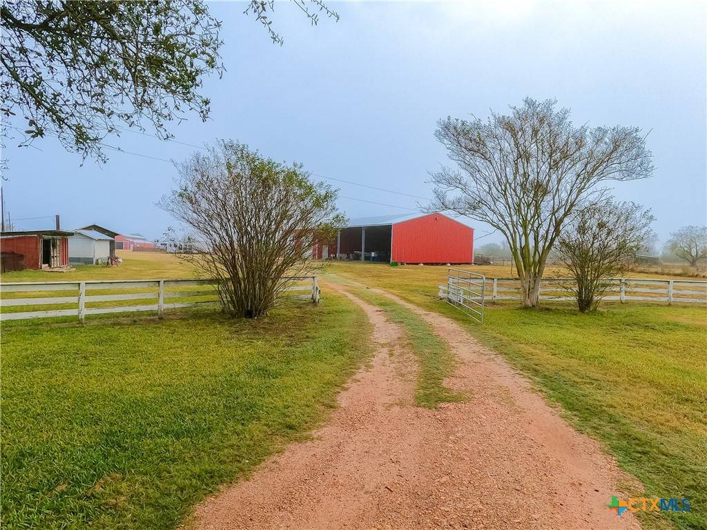 Victoria, TX 77905,4043 Fleming Prairie RD