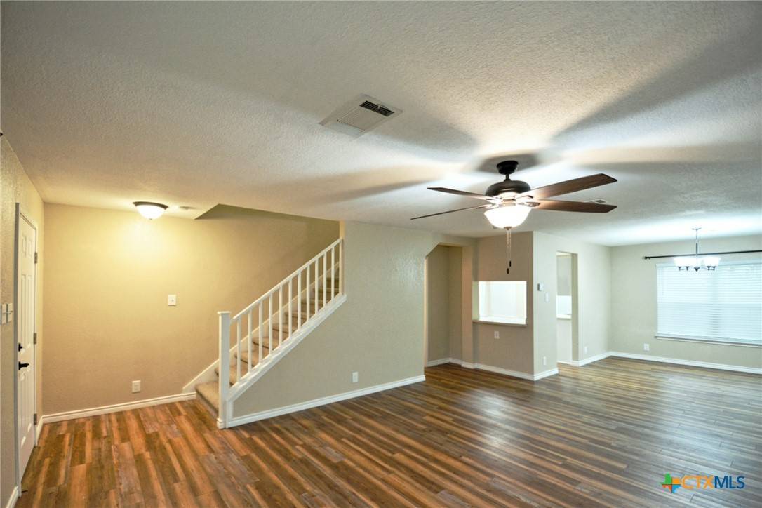 New Braunfels, TX 78130,744 Pinehurst DR