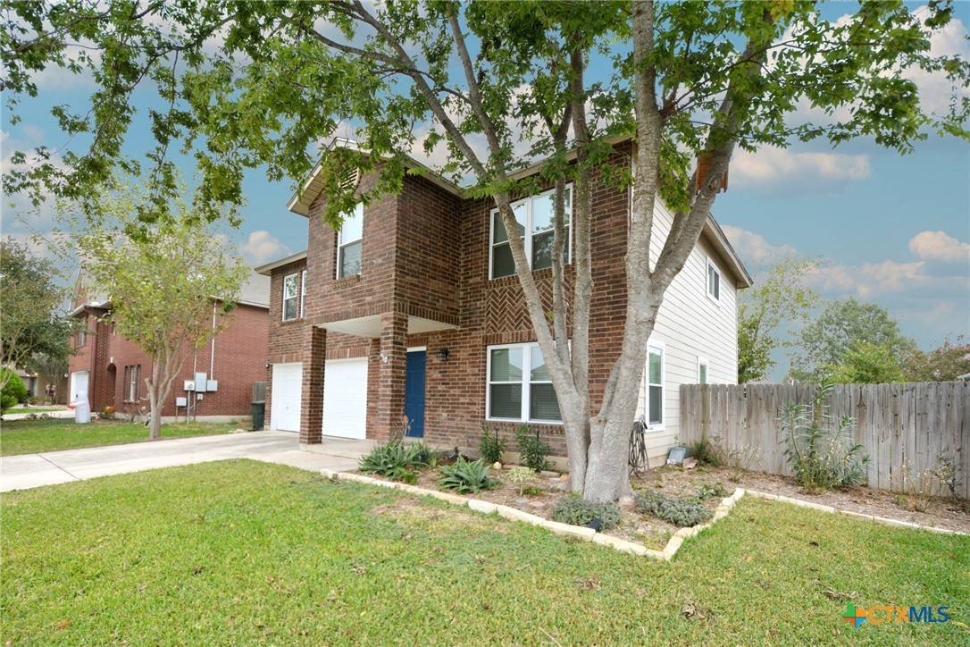 New Braunfels, TX 78130,744 Pinehurst DR