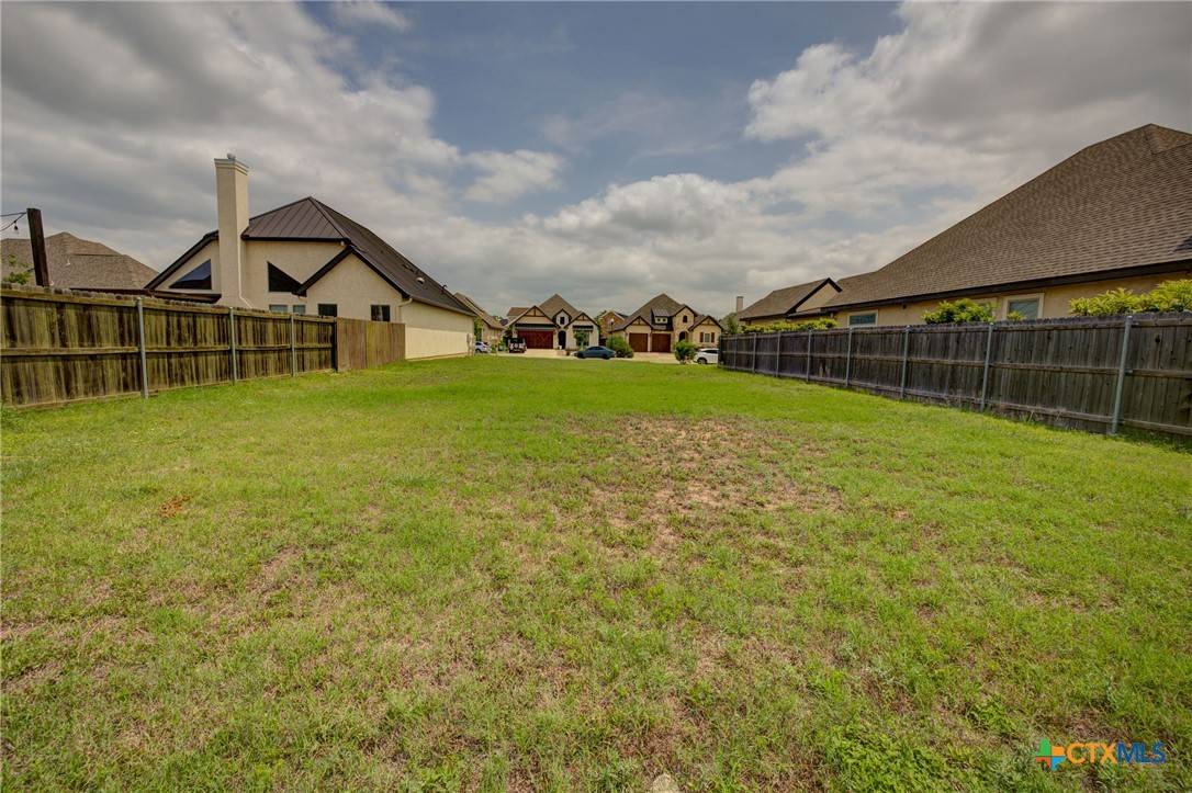 New Braunfels, TX 78130,945 Gruene Place DR