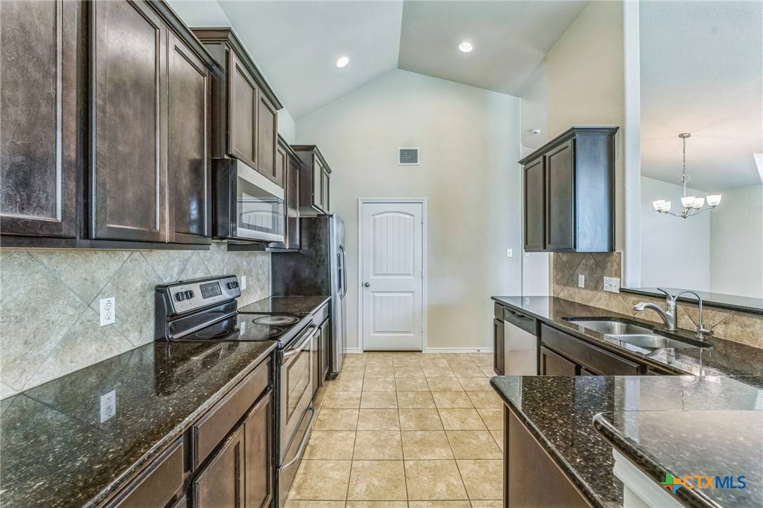 Jarrell, TX 76537,120 Igneous LN