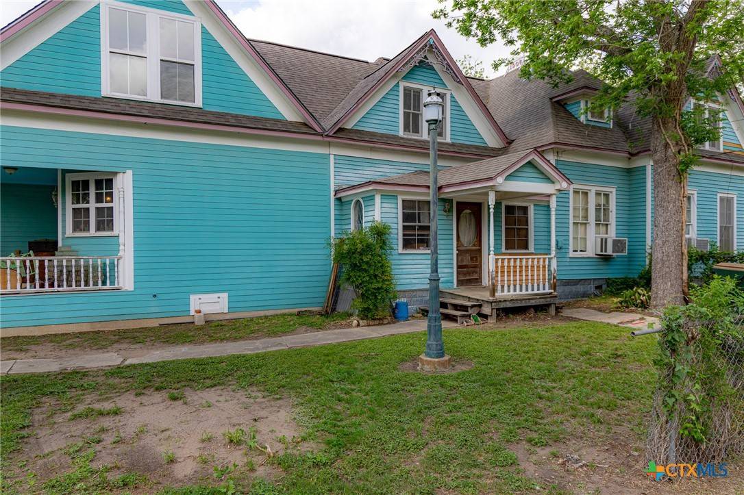 Shiner, TX 77984,204 Avenue F