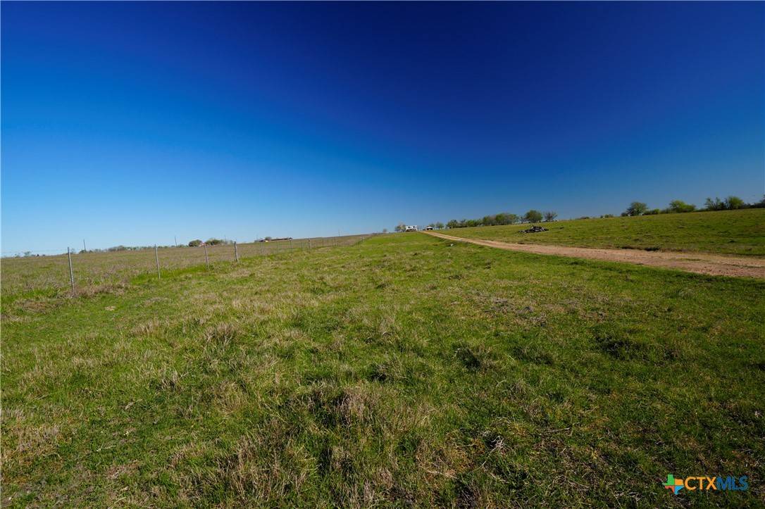 Schulenburg, TX 78956,TR 4 Falke-Heinrich RD