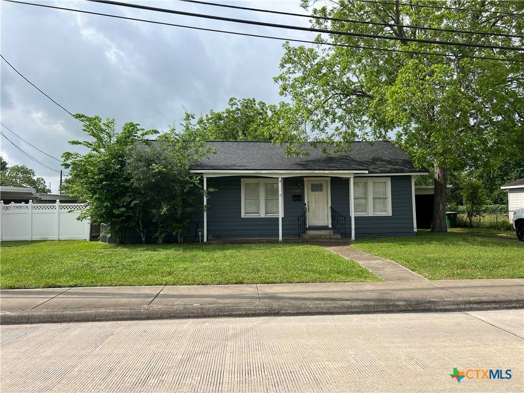 Victoria, TX 77901,1905 Lone Tree RD