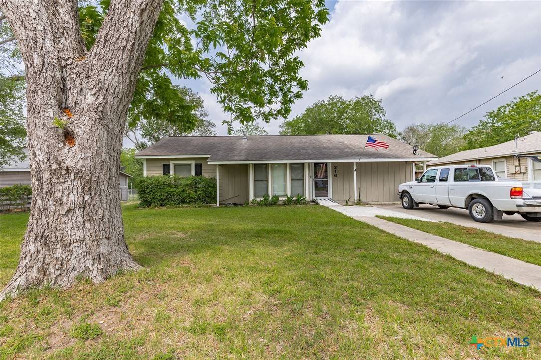 Seguin, TX 78155,216 Prospect ST