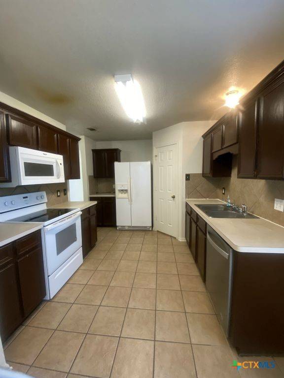 Killeen, TX 76542,5406 Oster DR