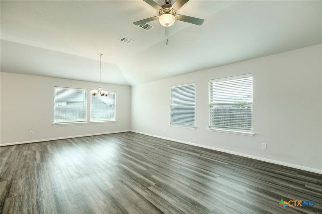 Hutto, TX 78634,1008 Berryhack CT