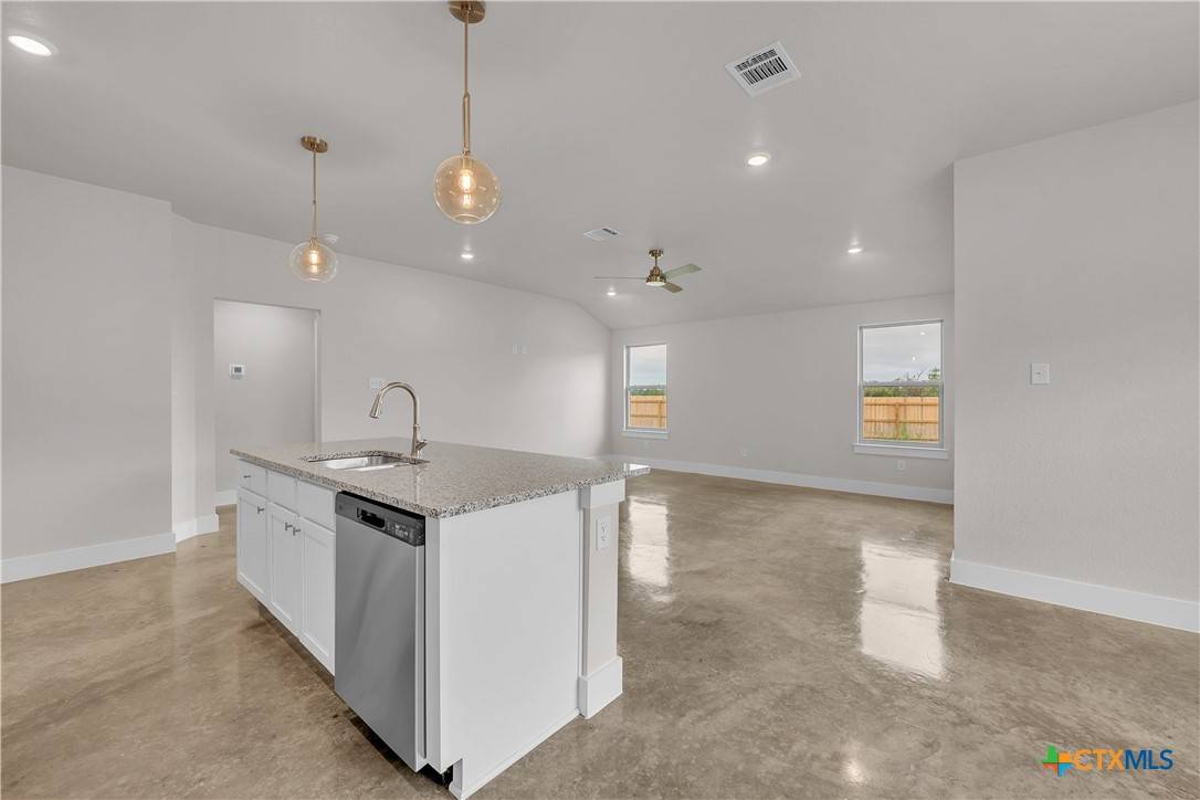 Temple, TX 76501,1016 Peppermint DR