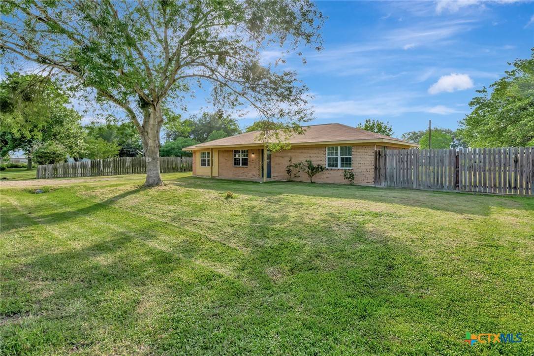 Victoria, TX 77905,626 Lee ST