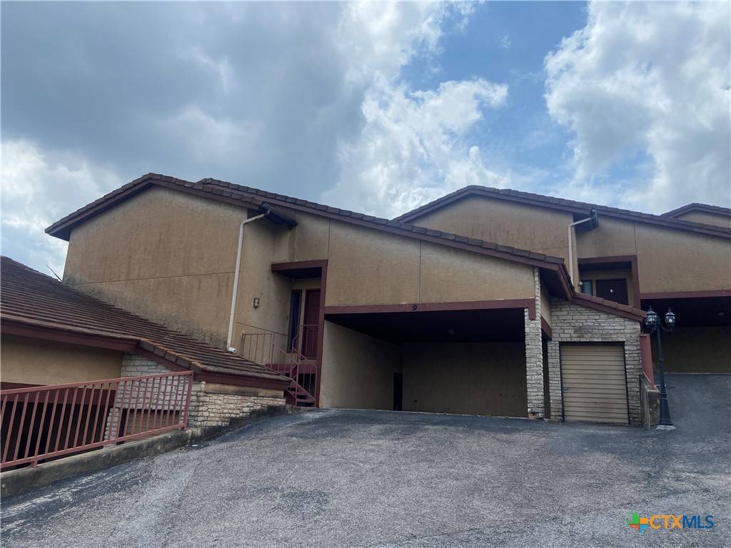 Canyon Lake, TX 78133,116 Campbell DR #9