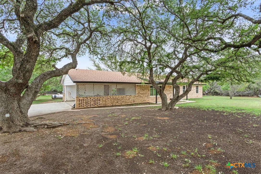 Kempner, TX 76539,627 County Road 3376