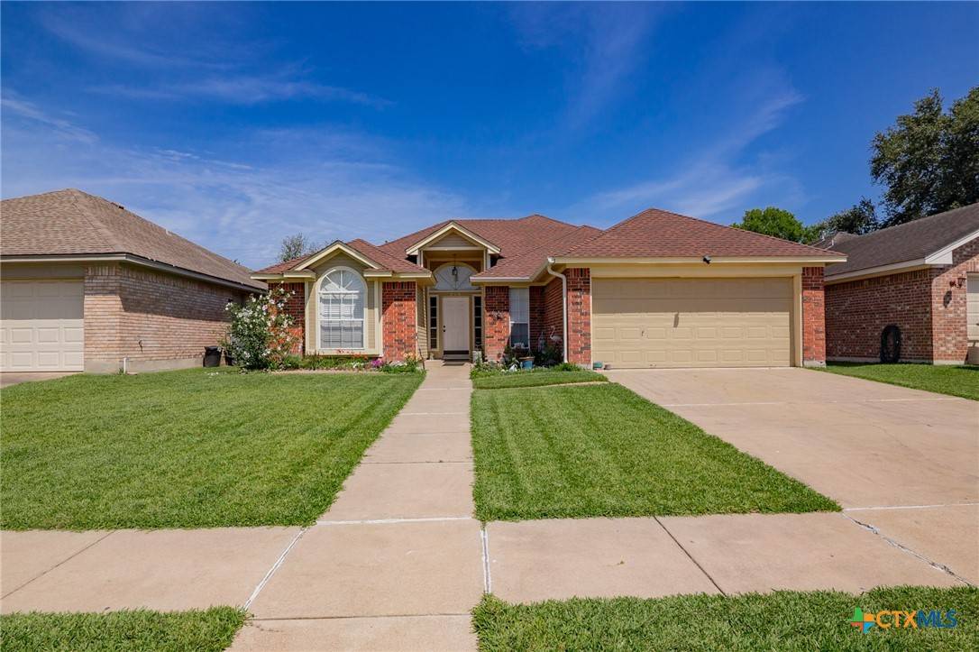 Victoria, TX 77904,214 Belmoor LN