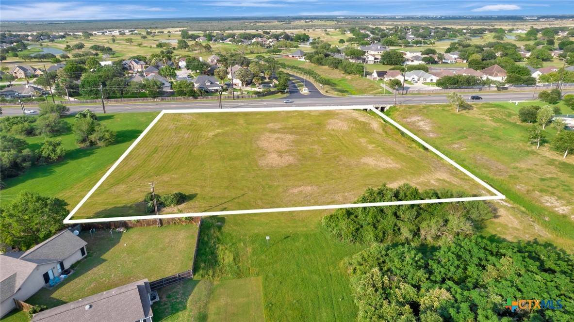 Victoria, TX 77904,801 N John Stockbauer DR
