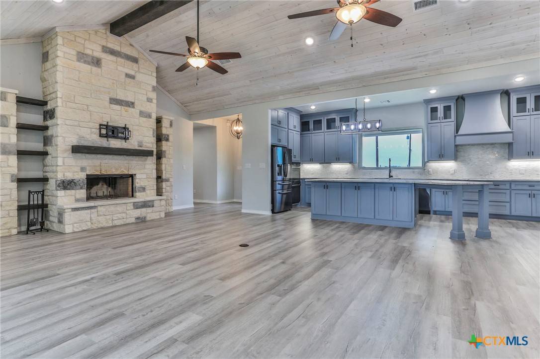 Temple, TX 76501,916 Stone RD