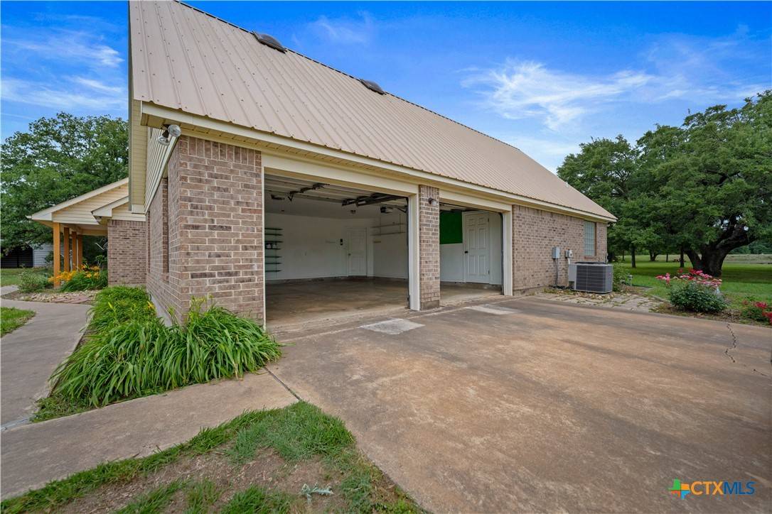 Smithville, TX 78957,182 Grassy Creek RD