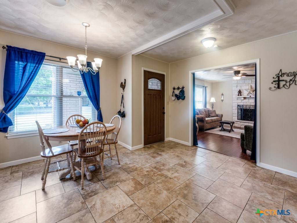 New Braunfels, TX 78130,720 Fair LN