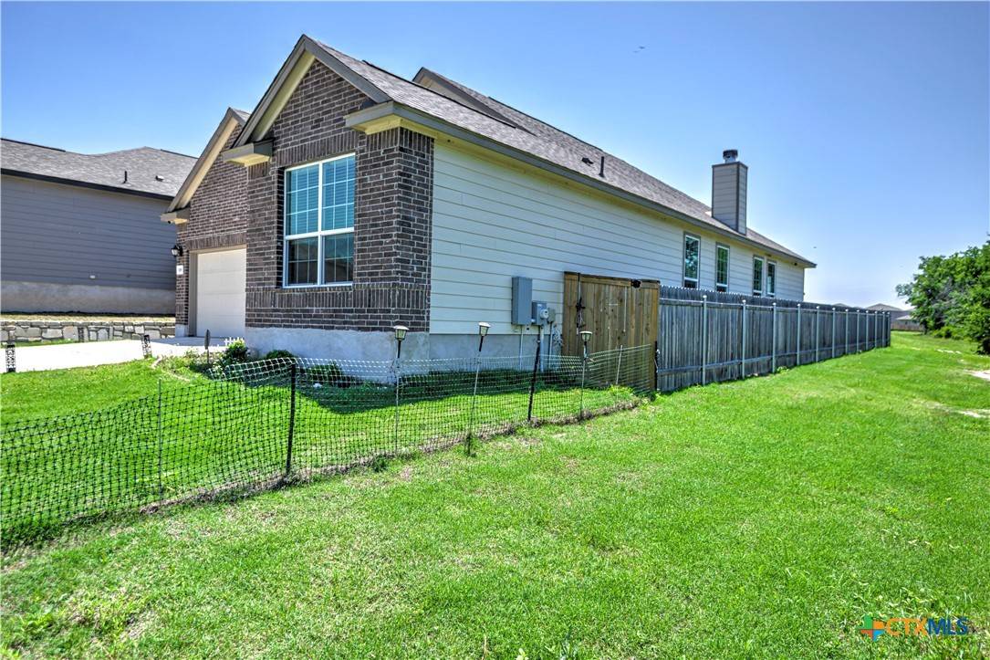 Jarrell, TX 76537,119 Lucky Texan CV