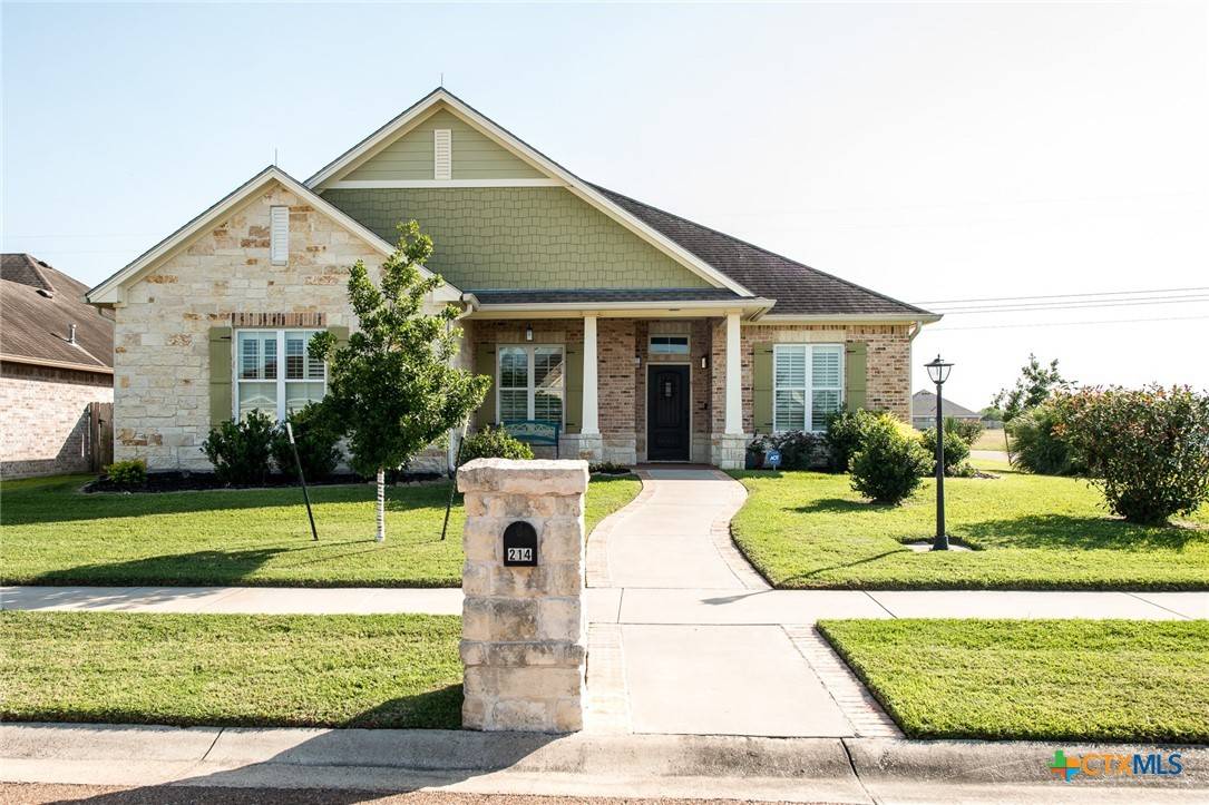 Victoria, TX 77904,214 IRON GATE