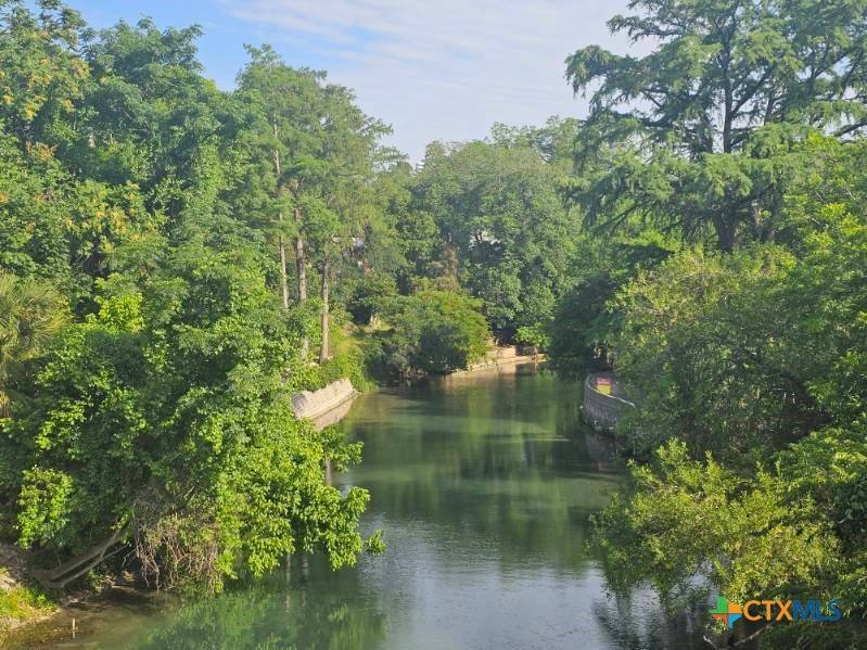 New Braunfels, TX 78130,263 E Garden ST