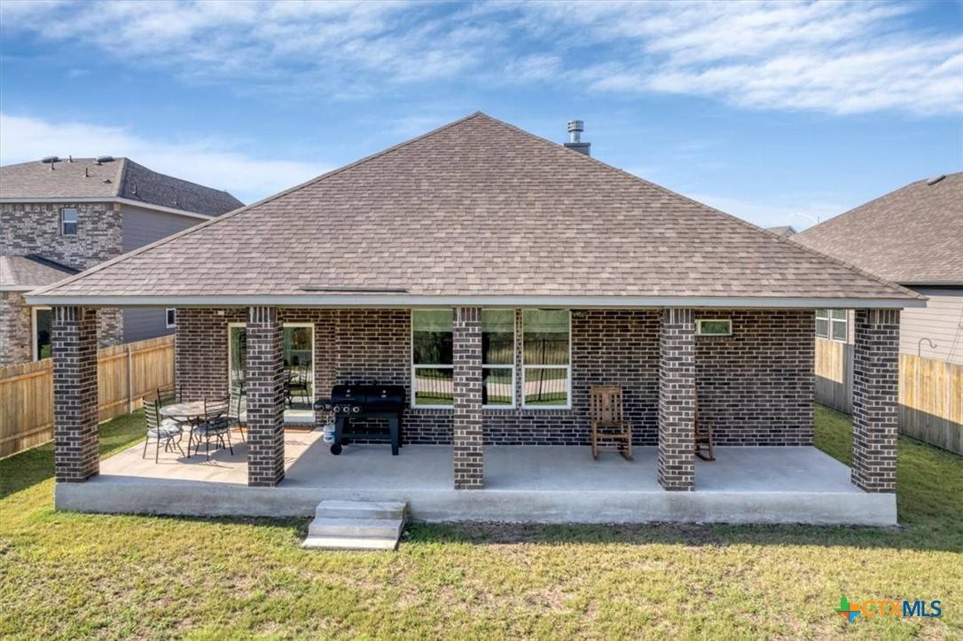 Bastrop, TX 78602,324 Linden ST