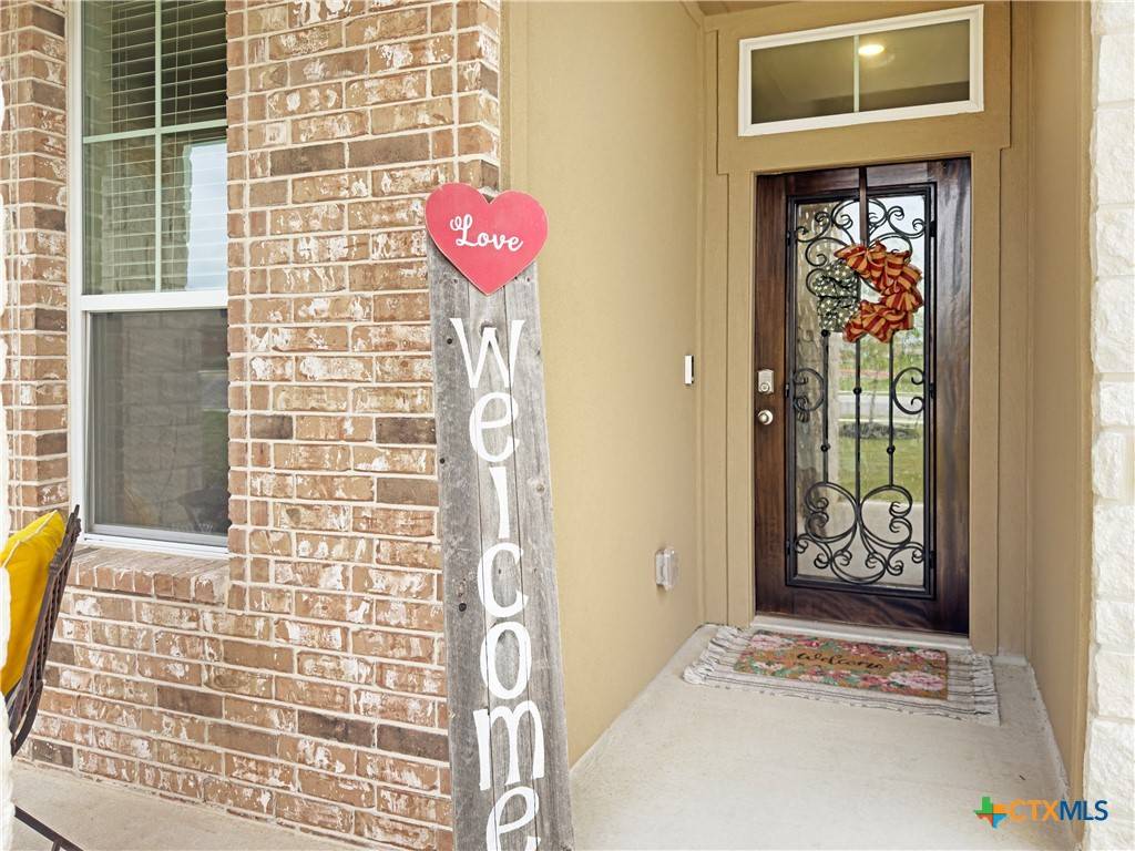 Cibolo, TX 78108,327 Steele WAY