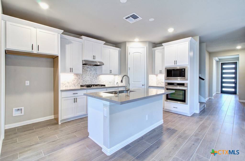 New Braunfels, TX 78130,850 Saltbush Street
