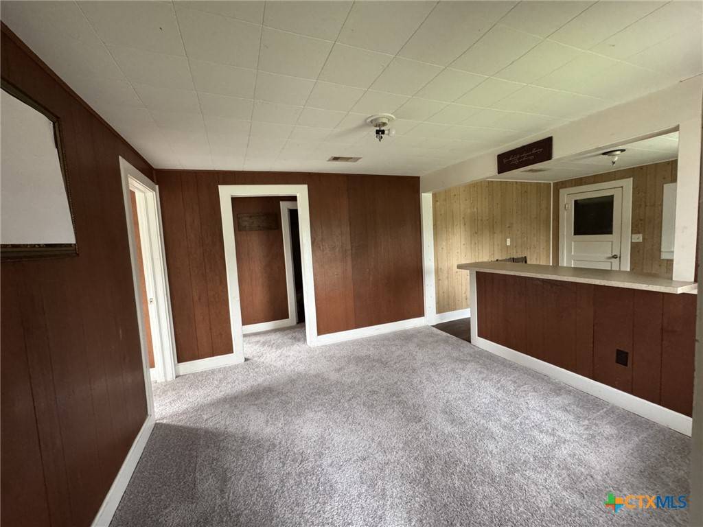 El Campo, TX 77437,401 W 2nd ST