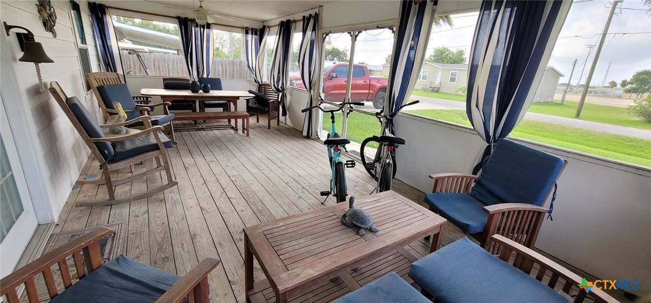 Seadrift, TX 77983,101 E Saint Louis AVE