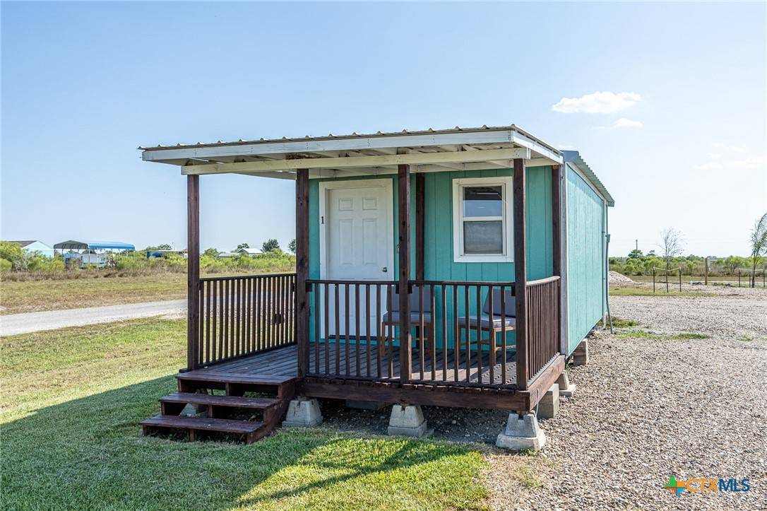 Port Lavaca, TX 77979,143 S Quailrun AVE