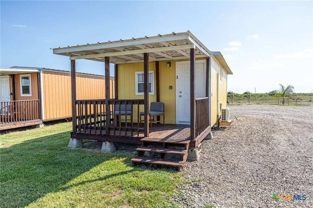 Port Lavaca, TX 77979,143 S Quailrun AVE