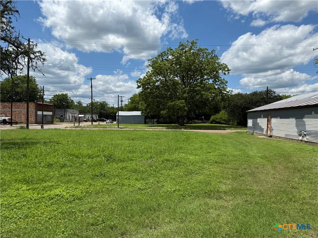 Victoria, TX 77901,802/804 & 204 E Juan Linn, Cameron ST
