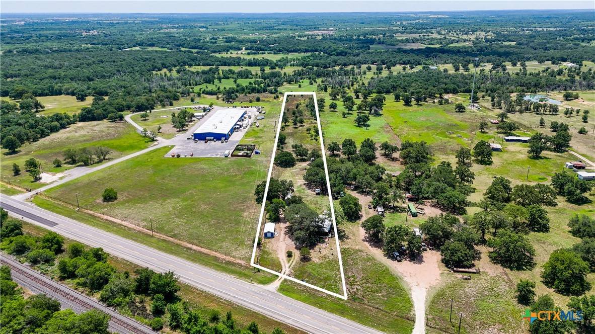 Kingsbury, TX 78638,15521 E Highway 90