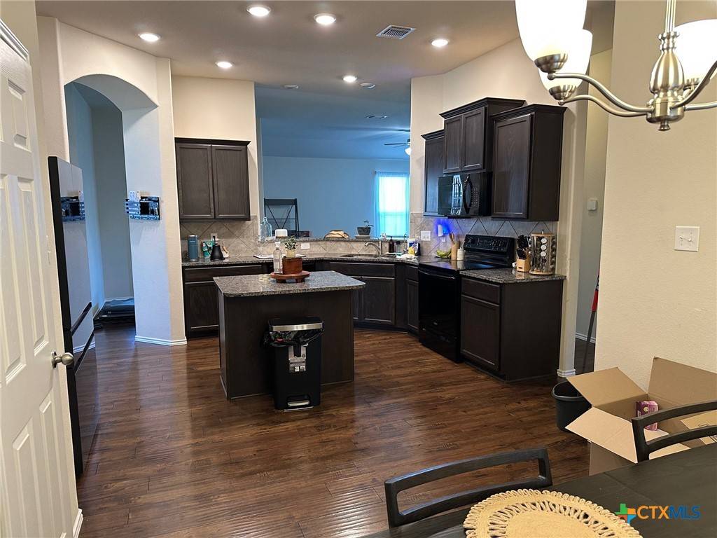 Killeen, TX 76542,215 Danielle DR