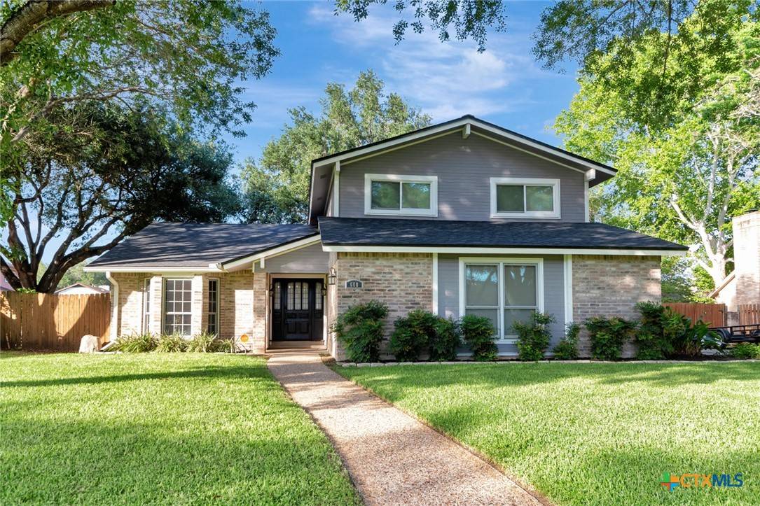 Victoria, TX 77904,608 Chimney Rock DR