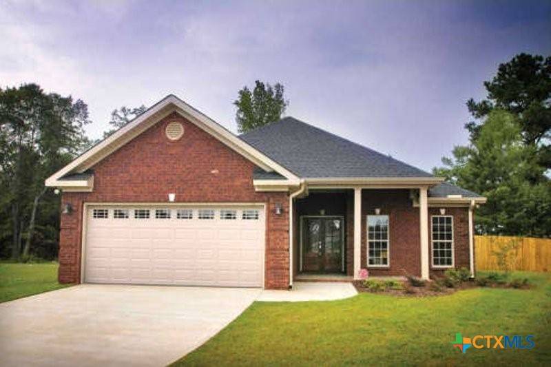 Gonzales, TX 78629,301 Live Oak