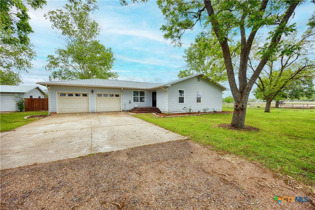 Hallettsville, TX 77964,1001 US Highway 77 N